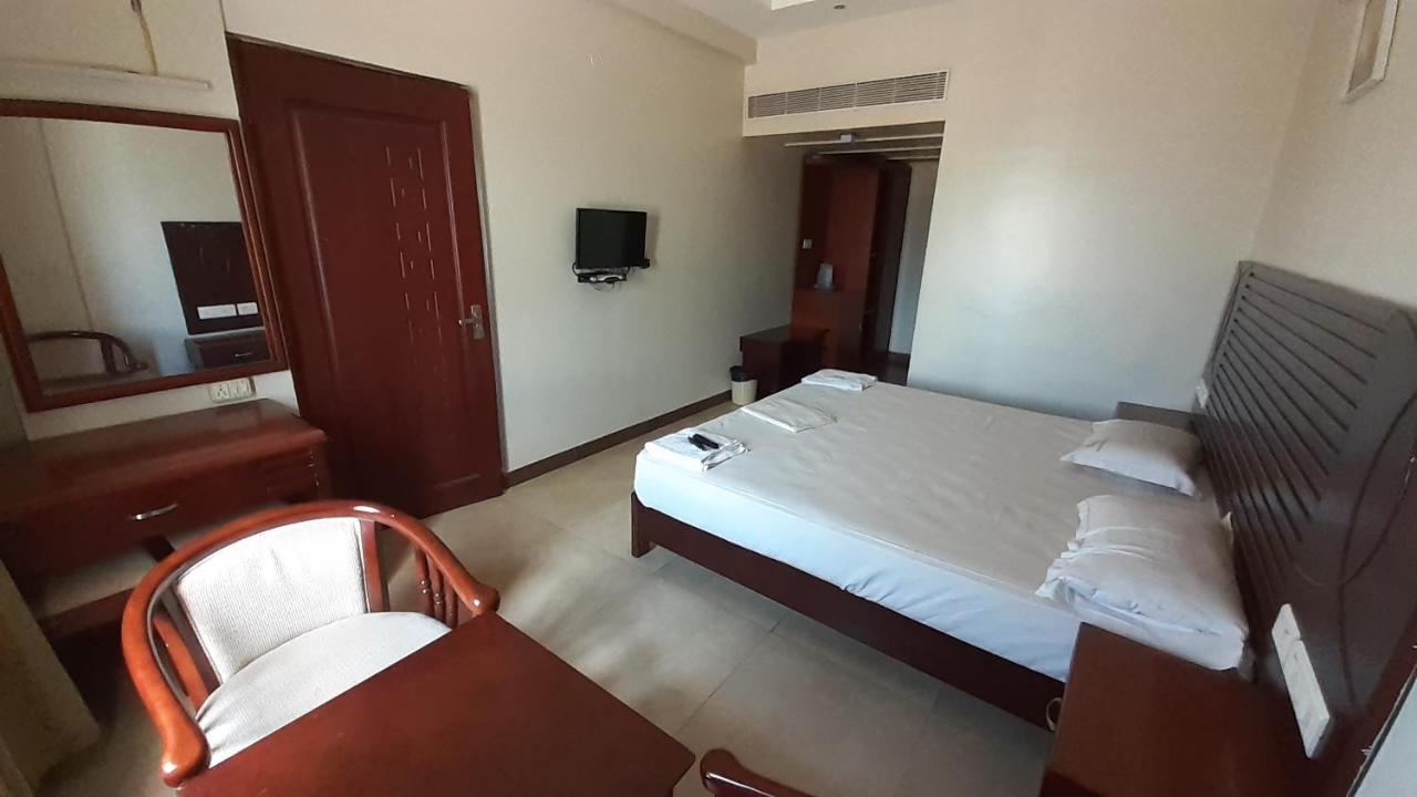 Hotel Balaji Inn 탄자부르 외부 사진